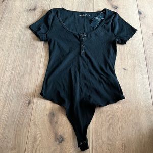 NWT Womens Abercrombie and Fitch black ribbed bodysuit